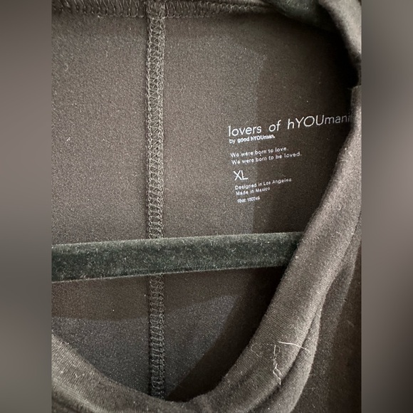 Cropped Tee - Picture 2 of 4